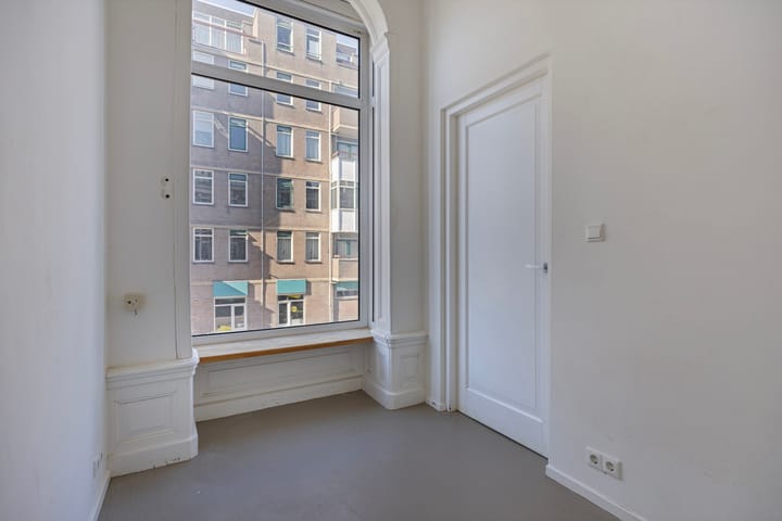 Foto 8 van Weimarstraat 78