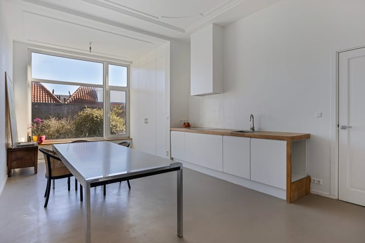 Foto 11 van Weimarstraat 78