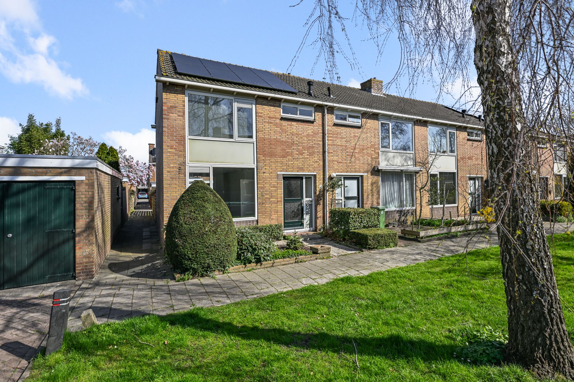 Photo 24 of De Peereboomstraat 22