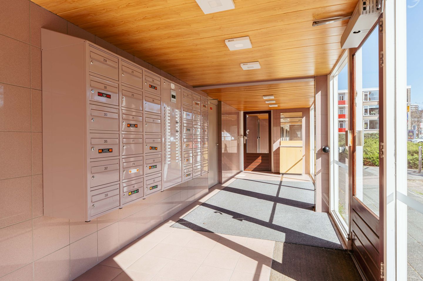 Foto 19 van Mr. G. Groen van Prinstererlaan 291