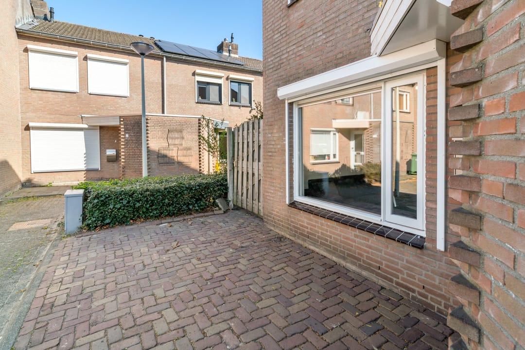 Photo 38 of Paulijnenveld 12