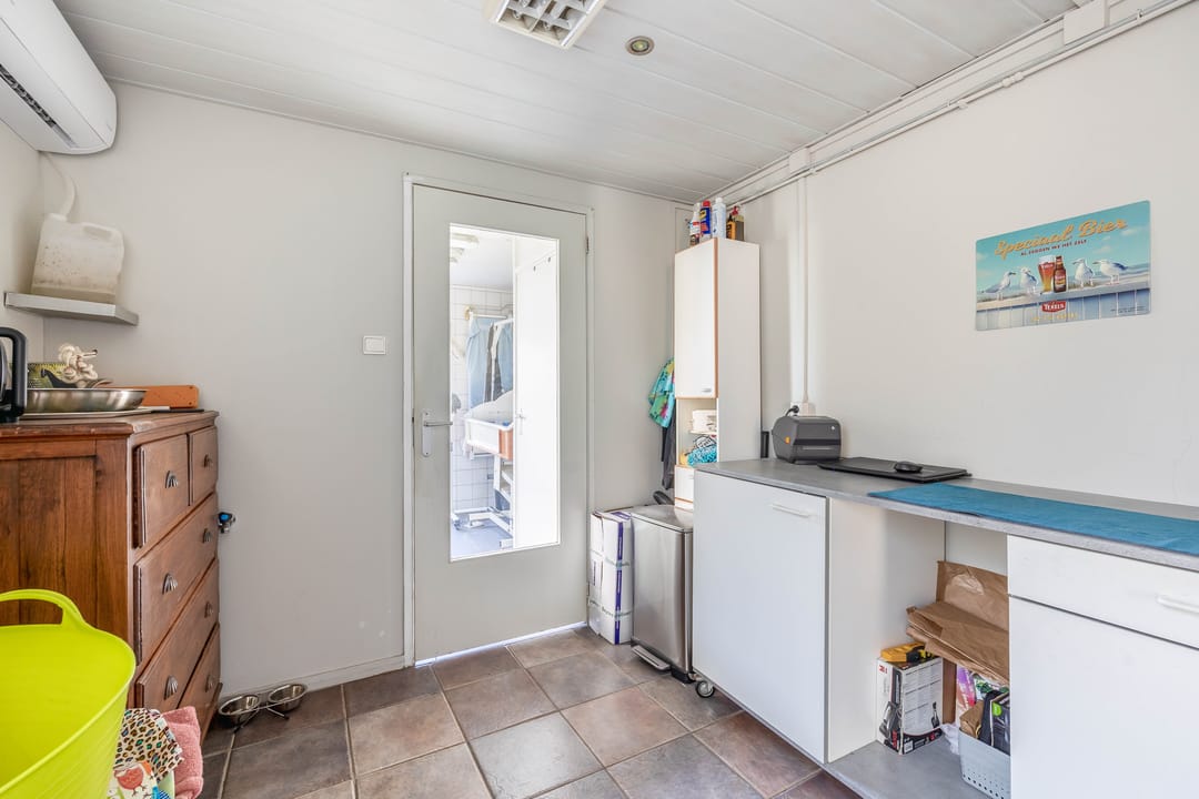 Foto 16 van Ambachtsweg 8