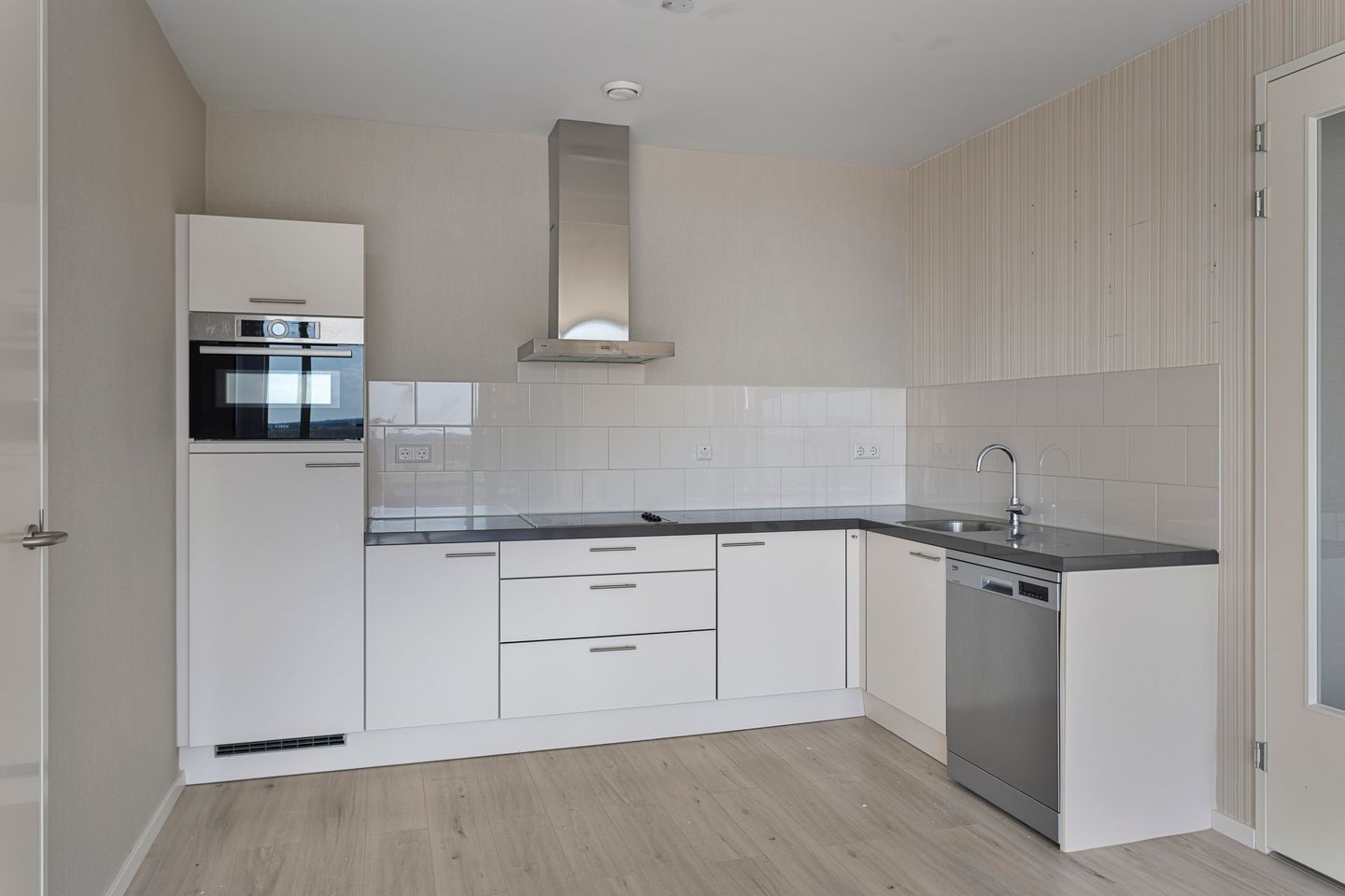 Photo 5 of Meerzand 60