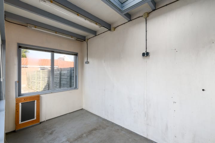 Foto 10 van Burgemeester Mackaystraat 38