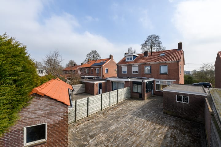 Foto 17 van Burgemeester Mackaystraat 38