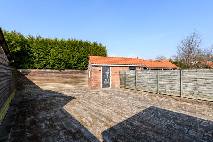 Foto 18 van Burgemeester Mackaystraat 38