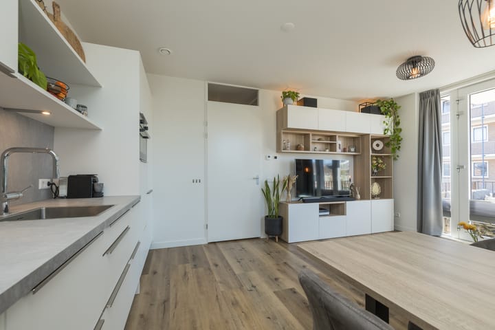 Foto 6 van Ambachtsherenweg 24-A06