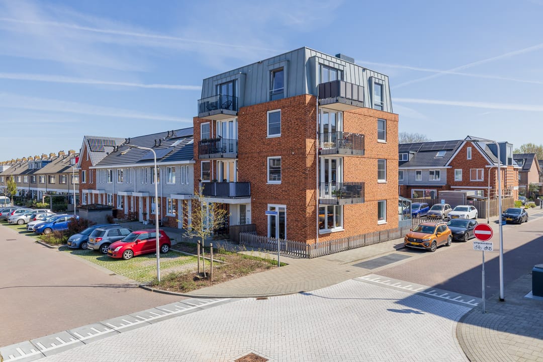 Foto 1 van Ambachtsherenweg 24-A06