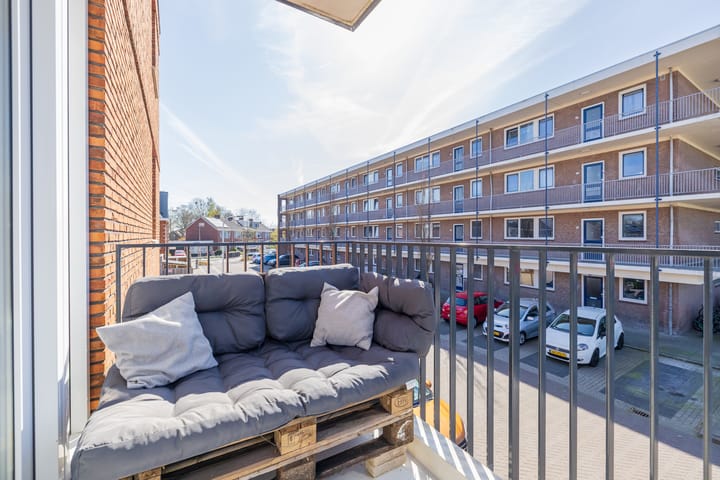 Foto 15 van Ambachtsherenweg 24-A06