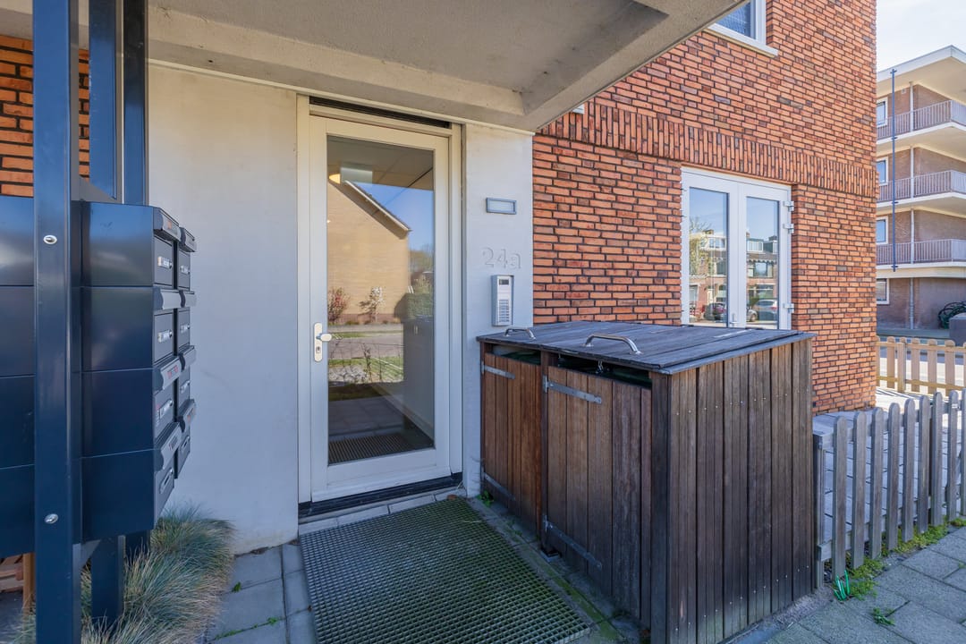 Foto 28 van Ambachtsherenweg 24-A06