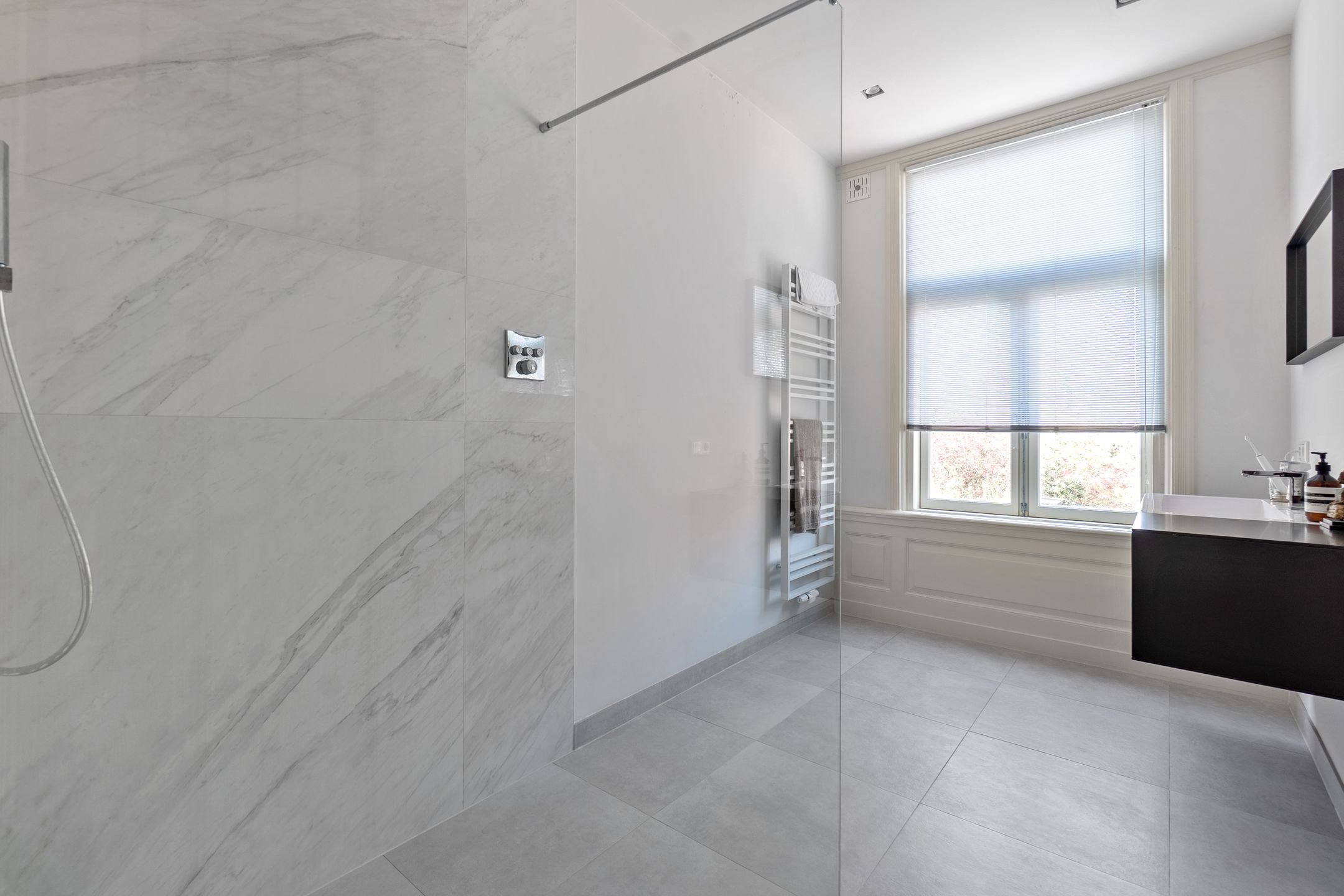 Foto 36 van Rijklof van Goensstraat 18