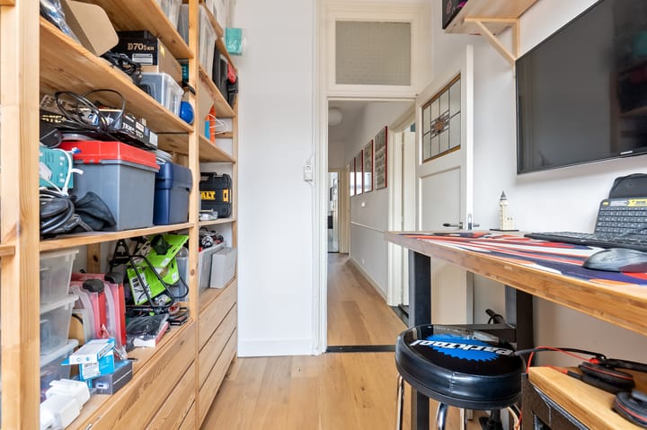 Foto 41 van Rijklof van Goensstraat 18