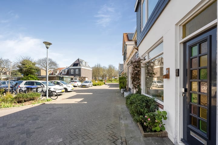 Foto 35 van Maarten Harpertszoon Trompstraat 30