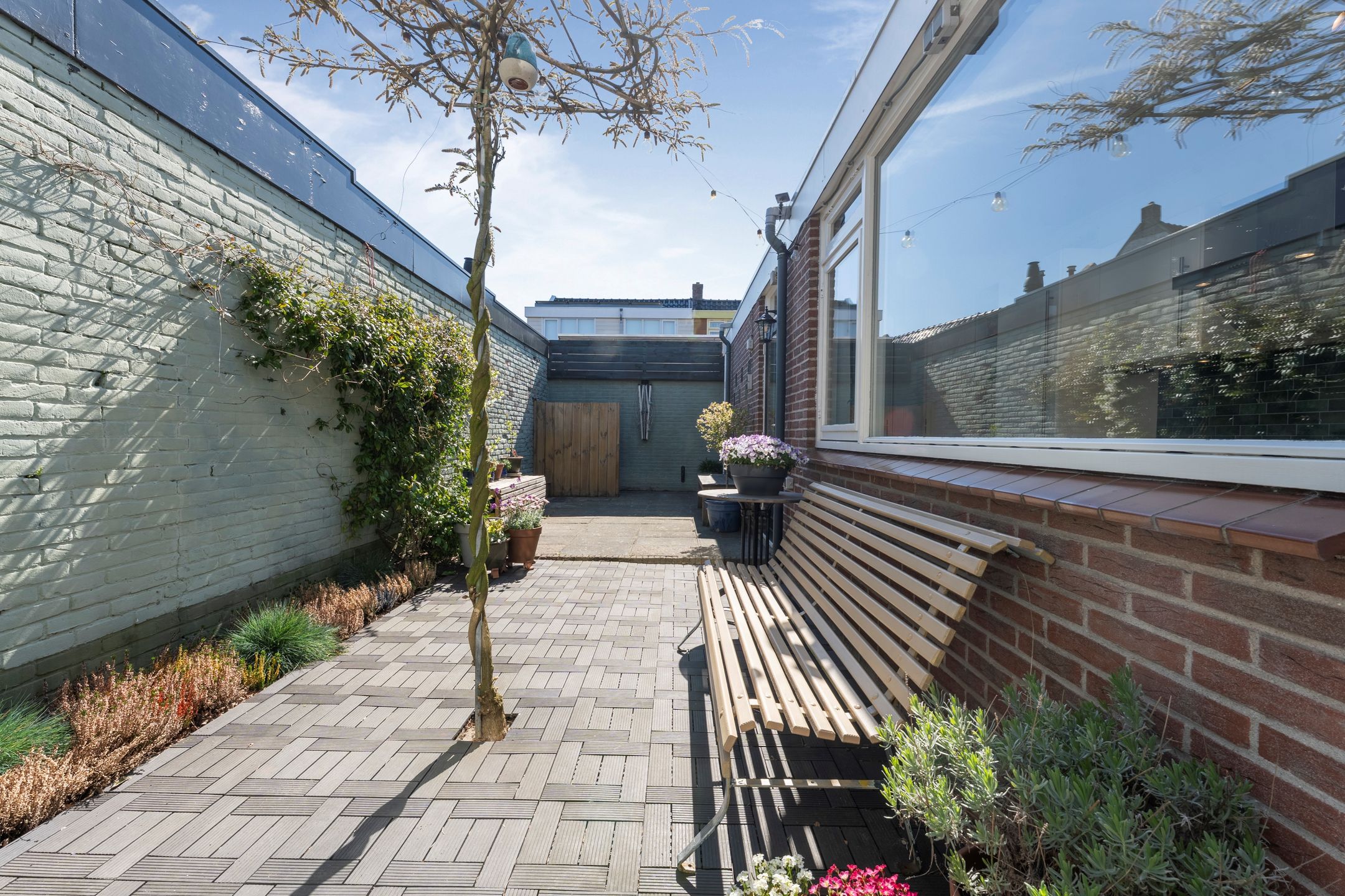 Foto 21 van Maarten Harpertszoon Trompstraat 30