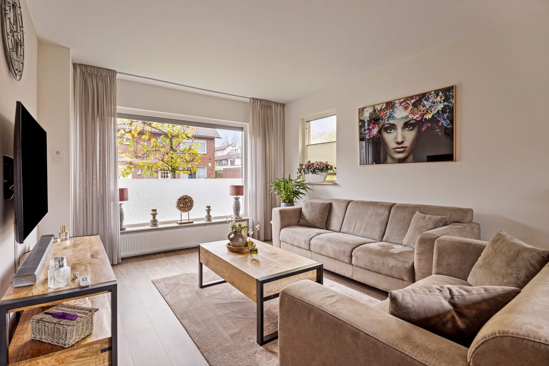 Foto 2 van Meeuwenstraat 17