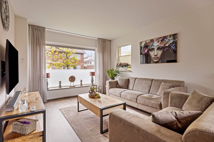 Foto 2 van Meeuwenstraat 17