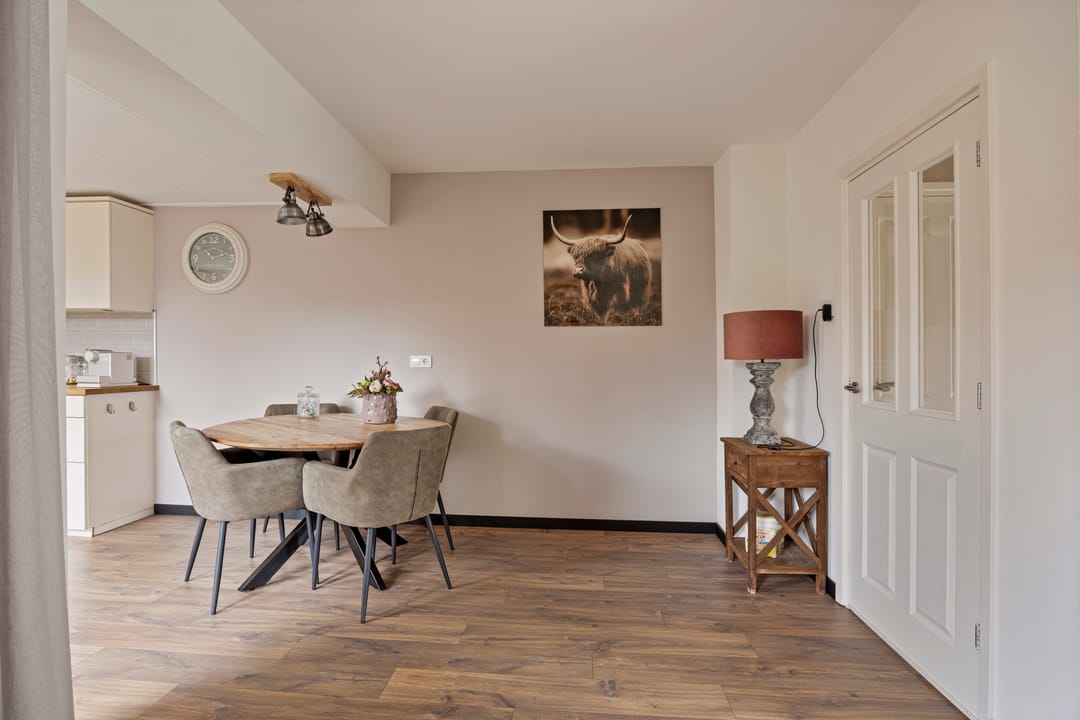 Foto 7 van Meeuwenstraat 17