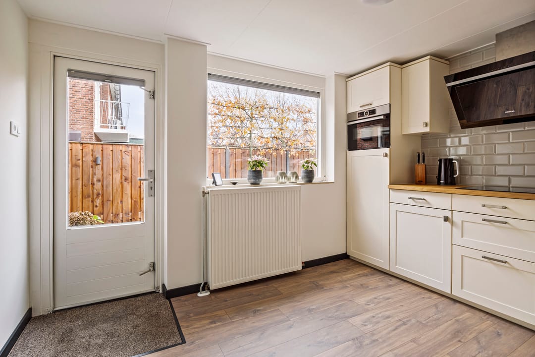 Foto 11 van Meeuwenstraat 17