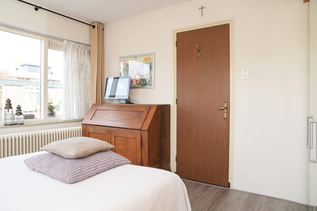 Foto 16 van Julianalaan 66