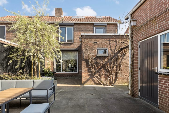 Foto 27 van Kerkstraat 5