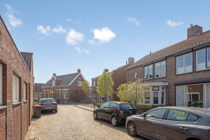 Foto 31 van Kerkstraat 5