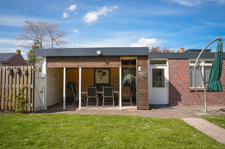 Foto 32 van Julianalaan 66