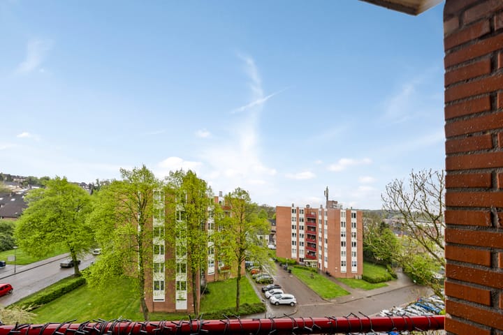 Foto 15 van Berghofstraat 85