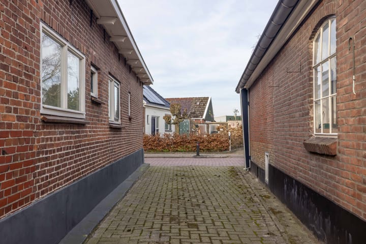 Foto 40 van Schoolstraat 25