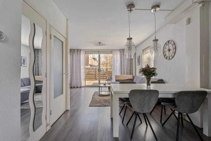 Foto 7 van Linnaeusstraat 92