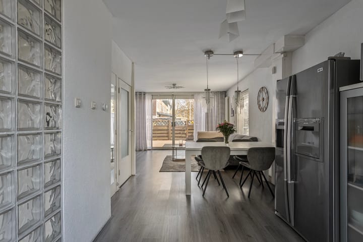 Foto 16 van Linnaeusstraat 92