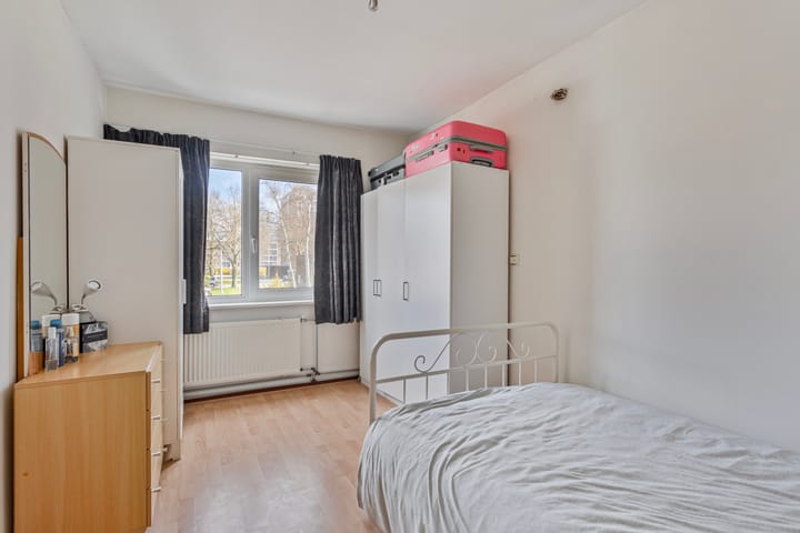 Foto 22 van Linnaeusstraat 92