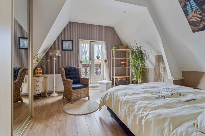 Foto 37 van Vredebestlaan 52