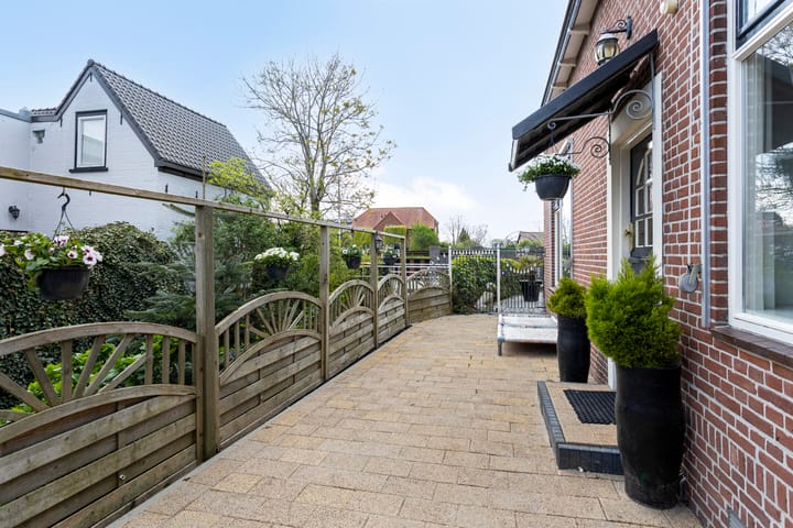 Foto 59 van Vredebestlaan 52