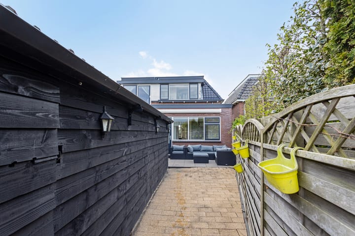 Foto 76 van Vredebestlaan 52