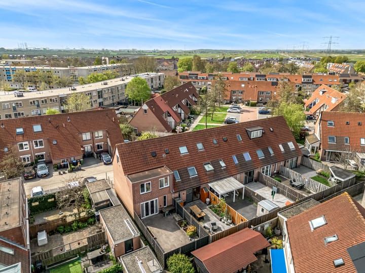 Foto 24 van Oldebroekstraat 2