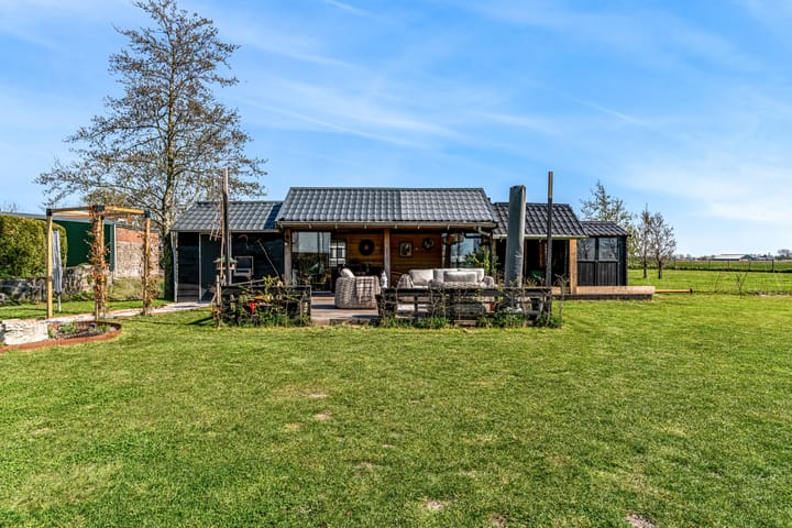 Foto 17 van Heerenweg 102