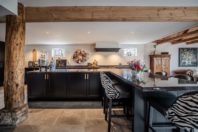 Foto 28 van Heerenweg 102