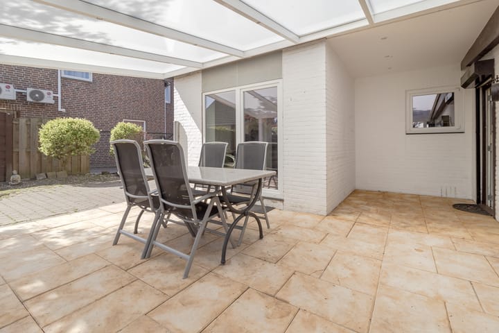 Photo 33 of Eindstraat 94