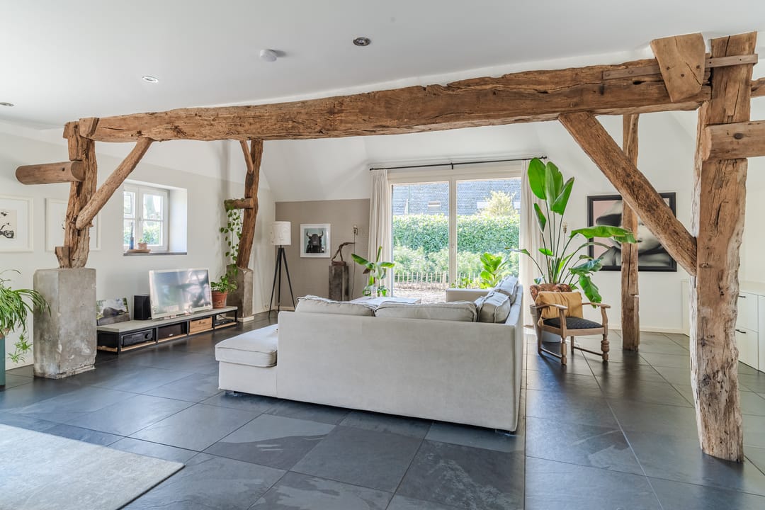 Foto 8 van Meerven 12-A