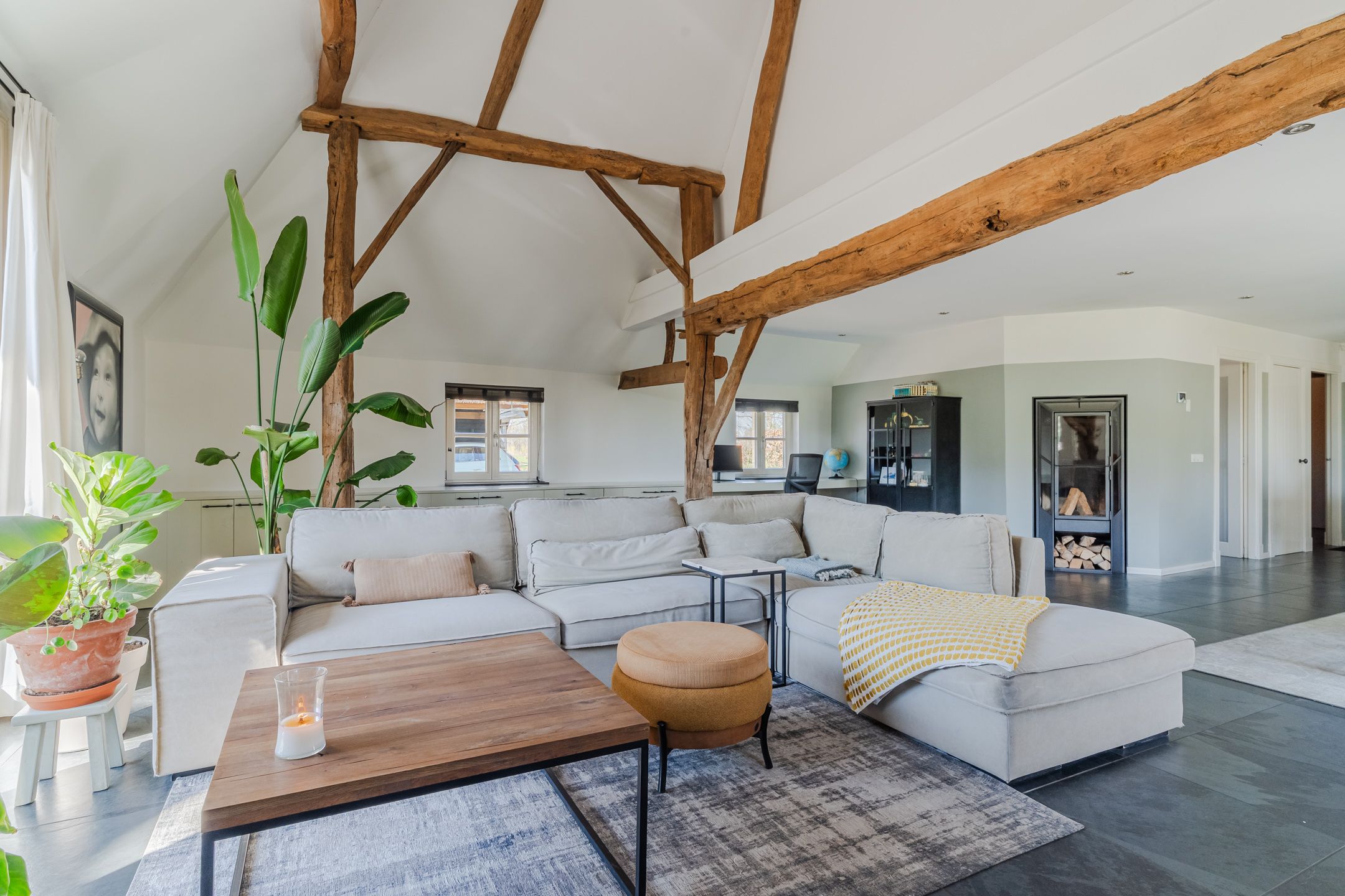 Foto 12 van Meerven 12-A