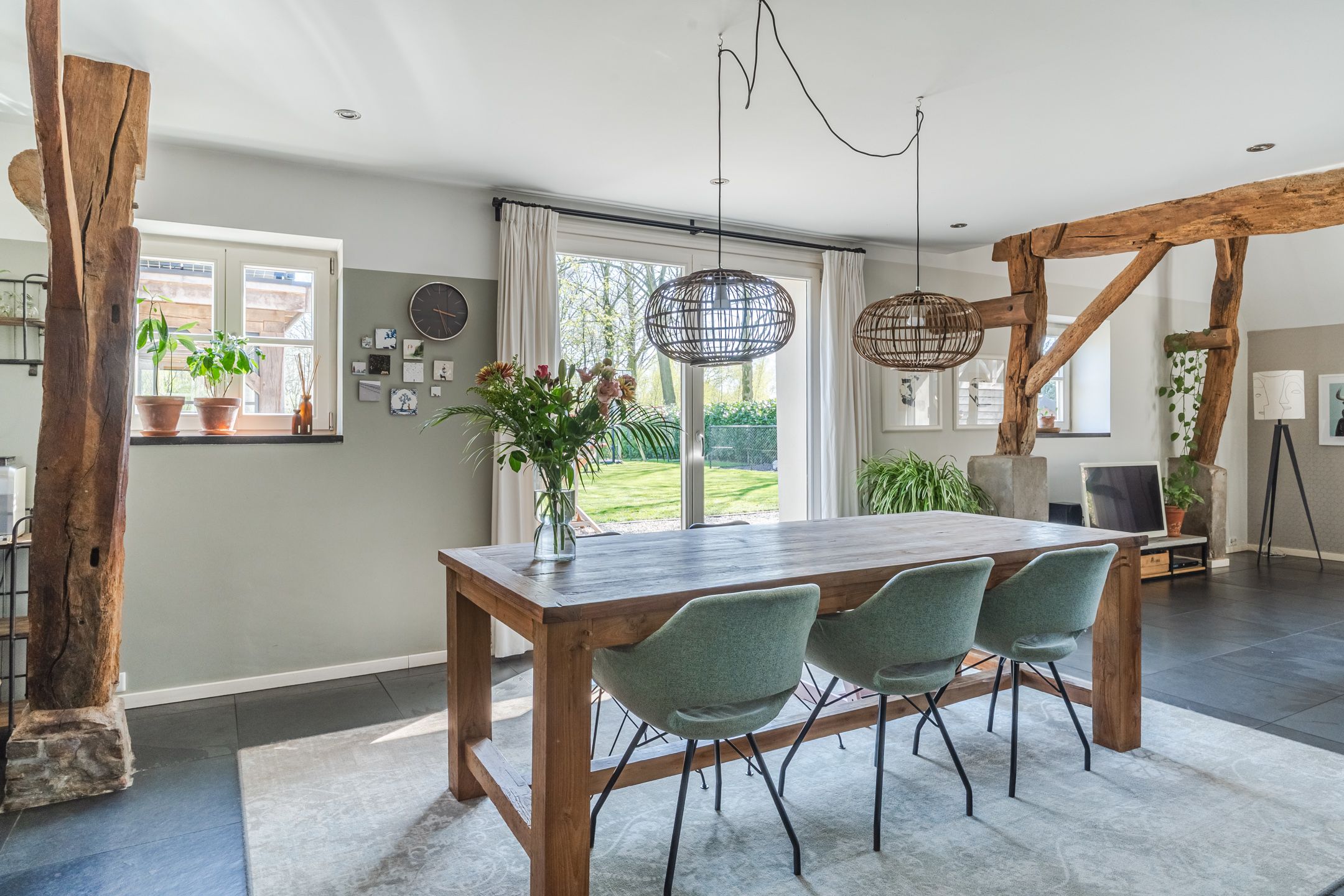 Foto 18 van Meerven 12-A