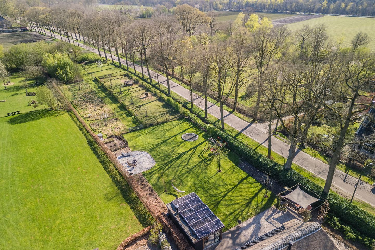 Foto 50 van Meerven 12-A