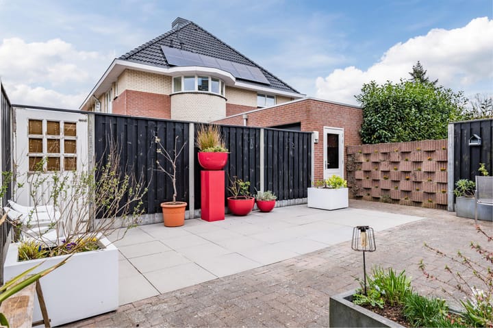 Foto 55 van Canadastraat 2