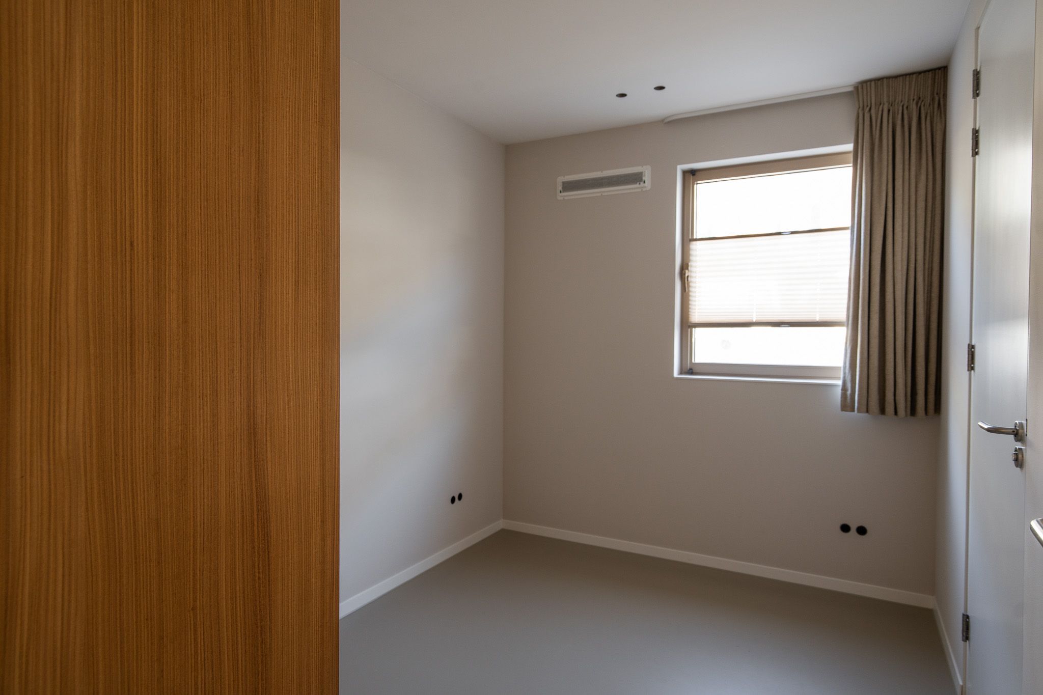 Foto 24 van Da Costakade 371