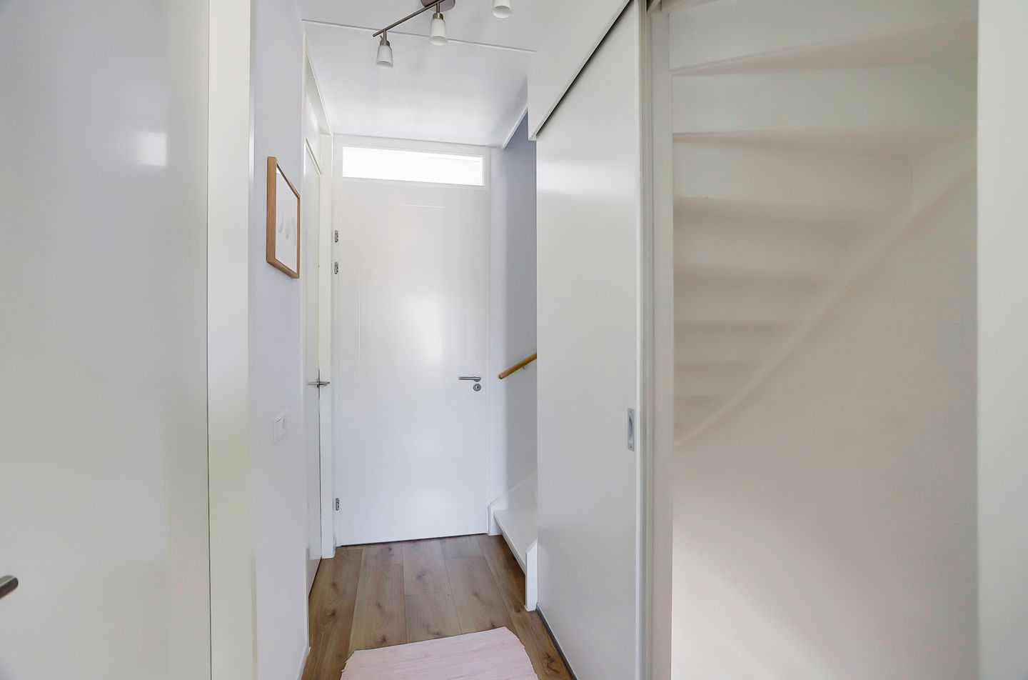 Photo 14 of Amerstraat 12