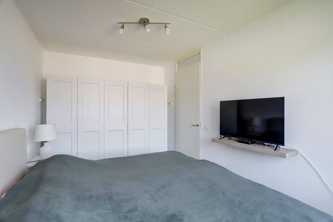 Photo 16 of Amerstraat 12