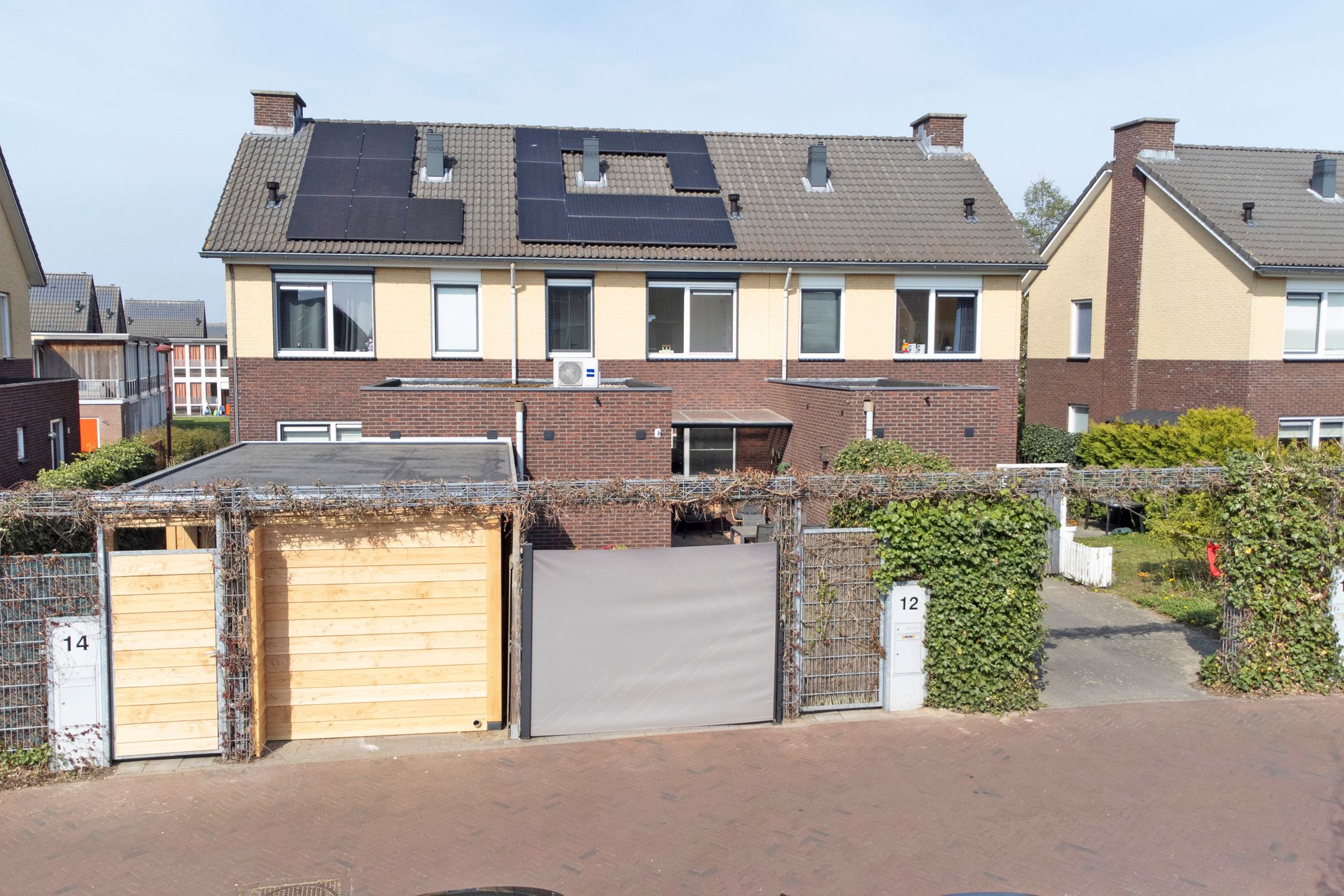 Photo 30 of Amerstraat 12