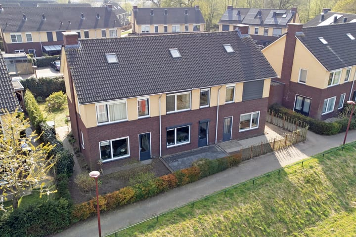 Foto 31 van Amerstraat 12