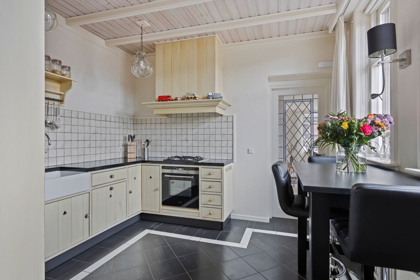 Foto 19 van Nieuwstraat 82