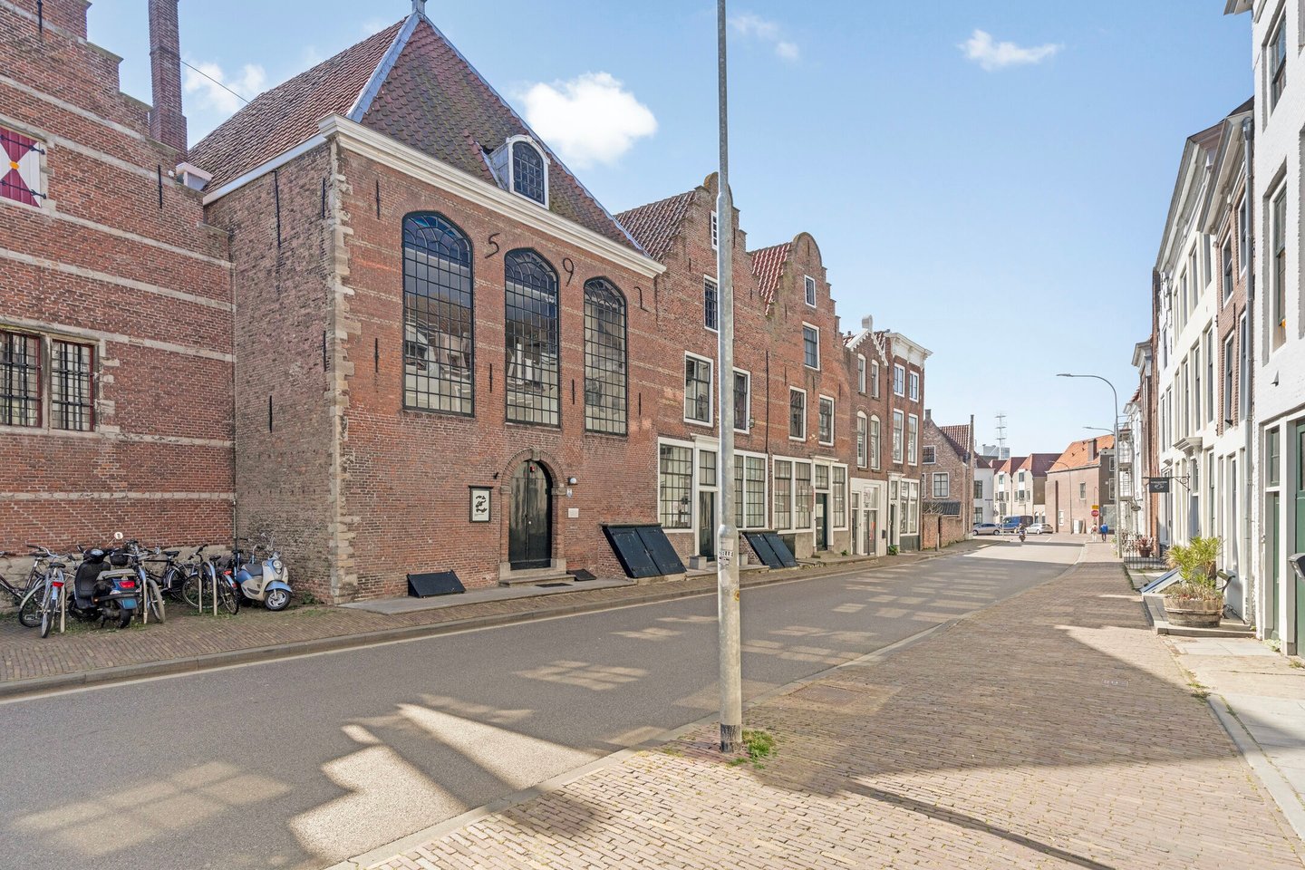 View photo 3 of Hoogstraat 18